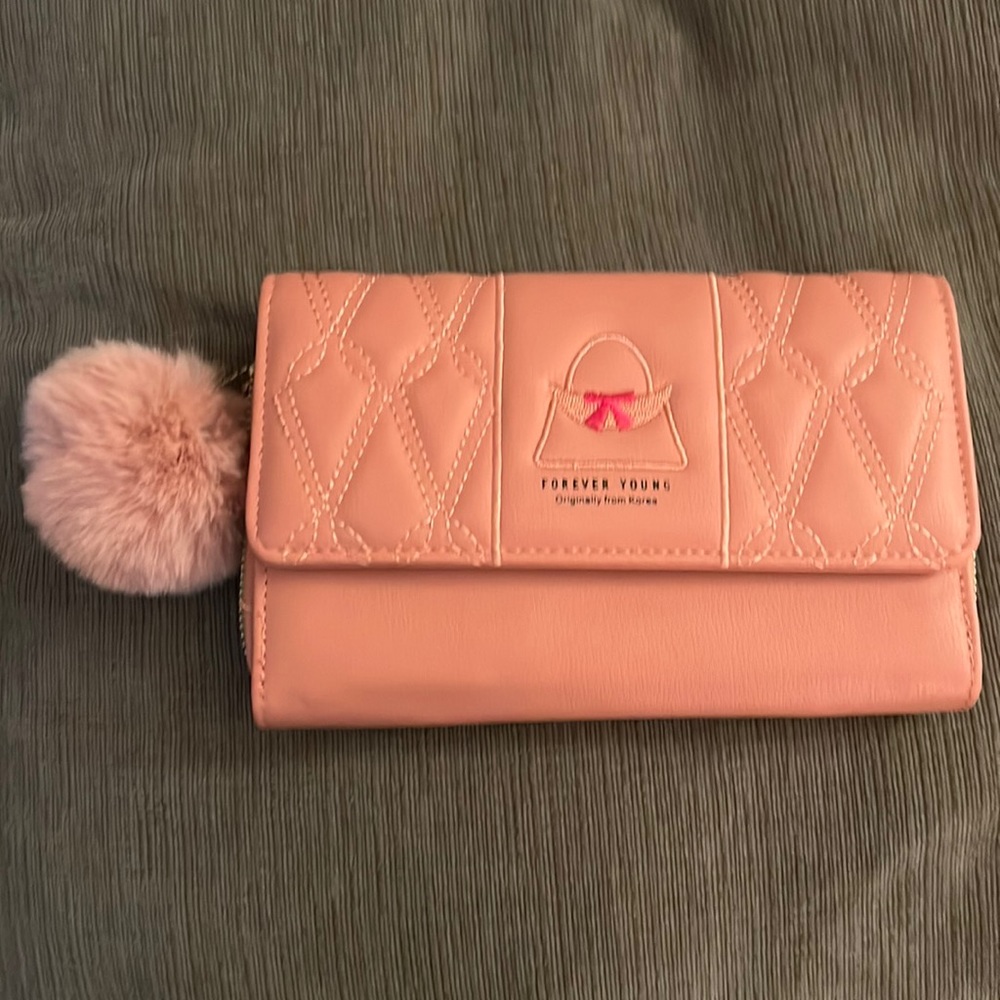 long crossbody wallet with pompom, pink mauve color,
